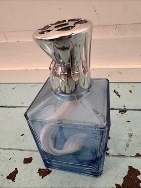 Maison Berger Paris Fragrance Lamp Blue Glass Catalytic Oil Diffuser Flawed